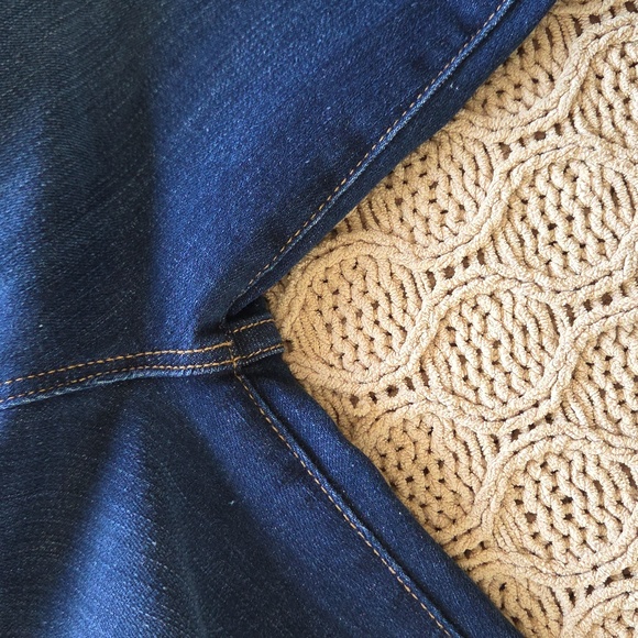 Frame Ali High-Rise Cigarette Jean in Dark 'Holman' Wash - Size 31 - Picture 4 of 9